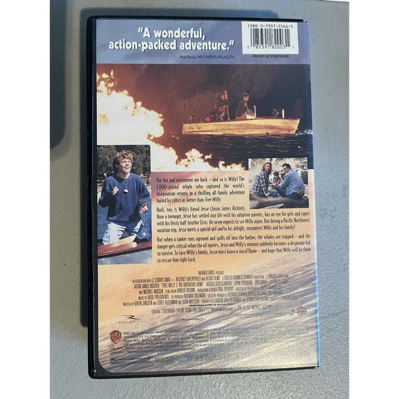 Free Willy 1, 2 & 3 VHS Set Clam shell case. - Picture 7 of 9